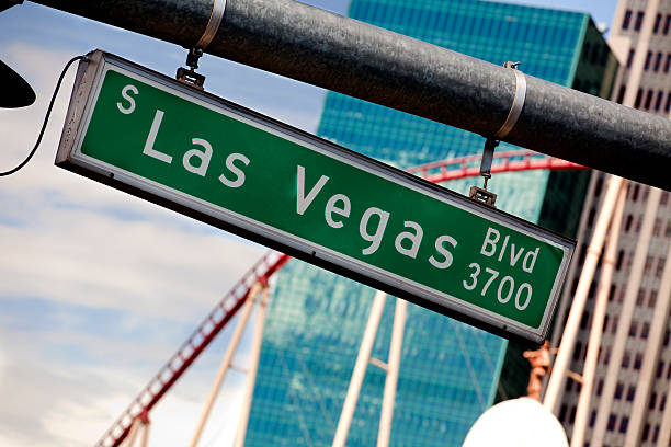istock Las Vegas Boulevard  Sign 527087371