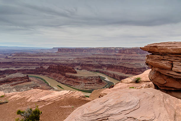 istock Colorado River Canyon in Utah from Dead Horse Point 527087901