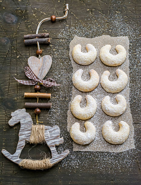 istock Christmas cookies vintage style 527112017