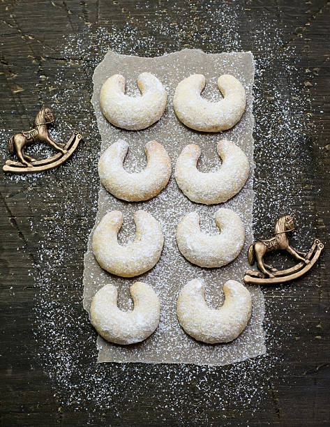 istock Christmas cookies vintage style 527112031