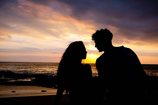 istock First date of a couple 527114913