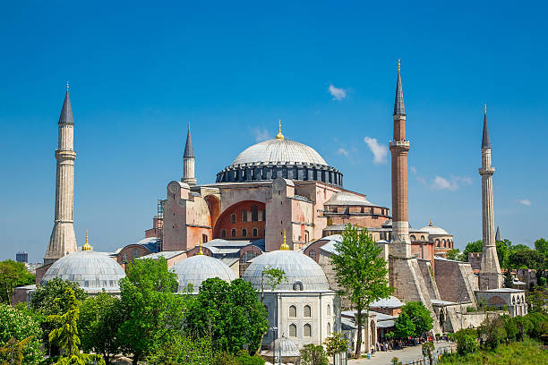 catedral de st sophia, em istambul, turquia - basilica imagens e fotografias de stock