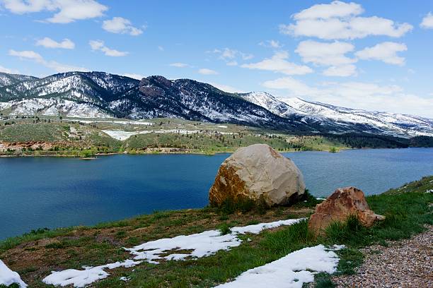 finden sie das horsetooth reservoir, fort collins, colorado - fort collins reservoir lake water stock-fotos und bilder