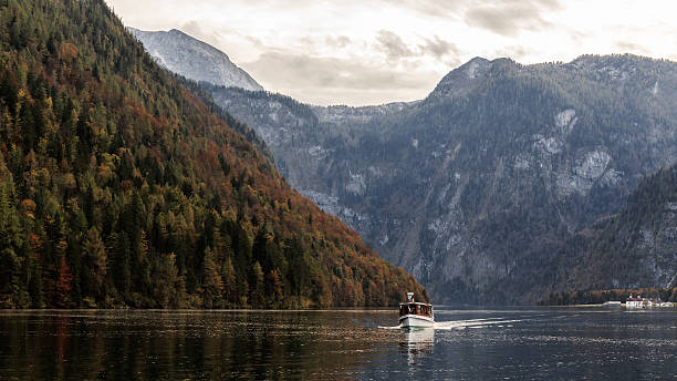 istock Koenigssee in Berchtesgaden 527274359