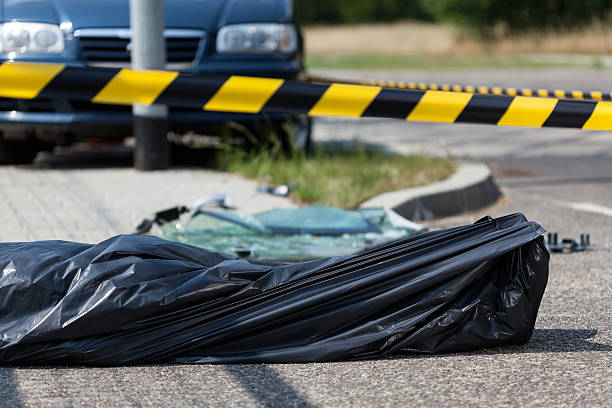 víctima de un accidente de tráfico - hit the sack fotografías e imágenes de stock