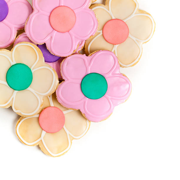 istock Summer Flower Decorated Cookies 527518617