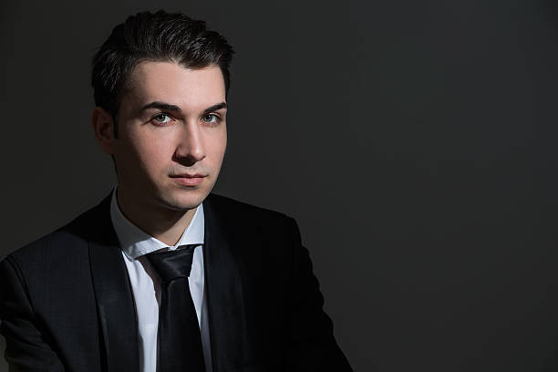 istock Handsome businessman in suit 527525888