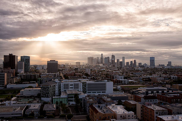 istock Los Angeles Sunrise 527527182