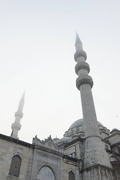 Yeni Camii on a hazy april morning