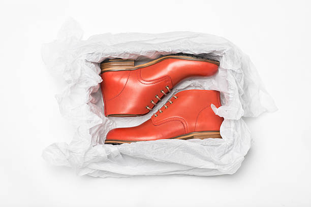 istock new red shoes in box 527583013