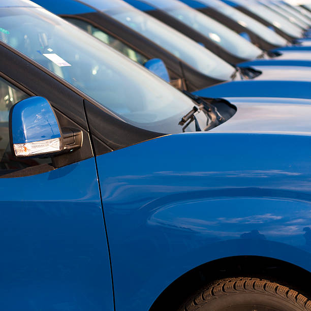 istock Cars in a row 527633459