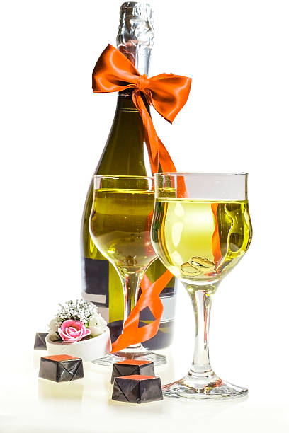 istock Champagne for Wedding Day and Rings 527637315