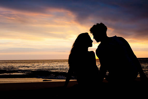 istock First date of a couple 527659859
