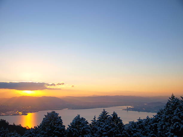 Sunrise scene of Lake Biwa from mount Hiei/Shiga,Japan Mount Hiei is a mountain to the northeast of Kyoto, lying on the border between the Kyoto and Shiga prefectures, Japan. otsu city stock pictures, royalty-free photos & images