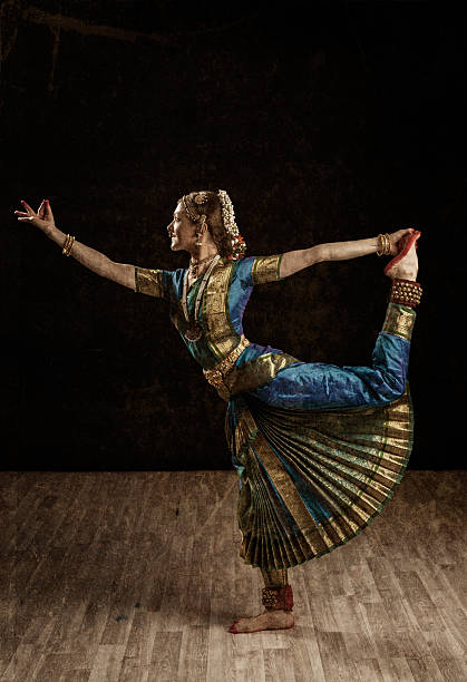 istock Indian dance Bharatanatyam exponent 527672893