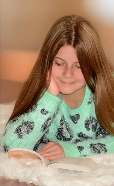 istock Pretty girl reading her book. 527673935