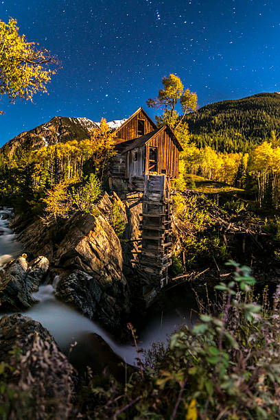 istock Crystal Mill Bright Starry Night Gunnison Colorado 527678133