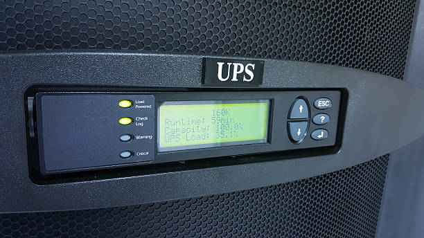 digital panel de control de fuente de alimentación para centro de datos - power suply fotografías e imágenes de stock