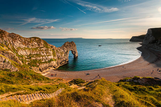 Jurassic Coastline around Durdle Door Geologically important and stunningly beautiful Dorset coastline bournemouth england photos stock pictures, royalty-free photos & images