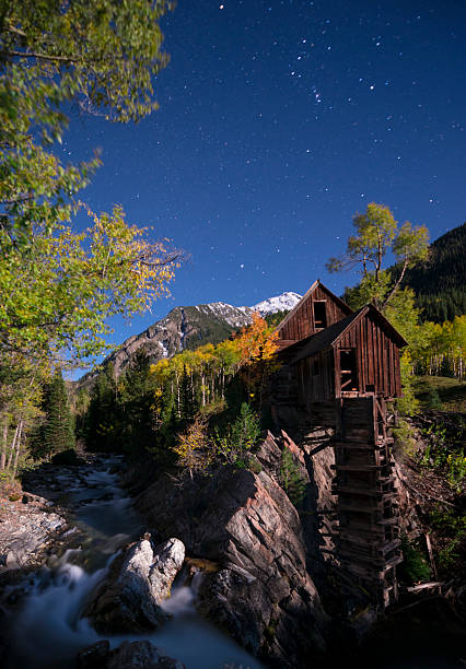 istock Crystal Mill Bright Starry Night Gunnison Colorado 527693795