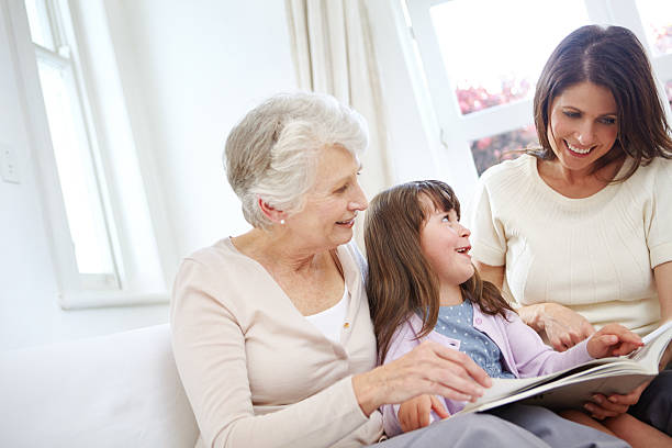 istock Let me tell you a story mom... 527725499