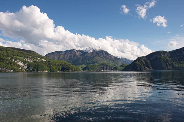 istock ALPS, Lake, Mountain, Lake Lucerne, 527838231