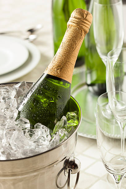 istock Alcoholic Bubbly Champagne for New Years 527839217
