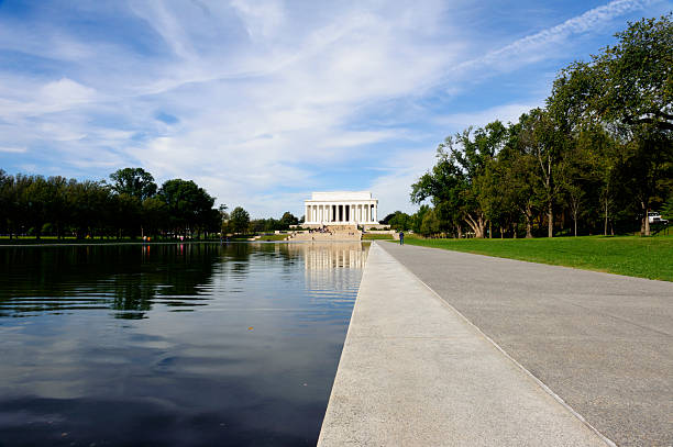 istock Lincoln memorial in Washington DC 527843513