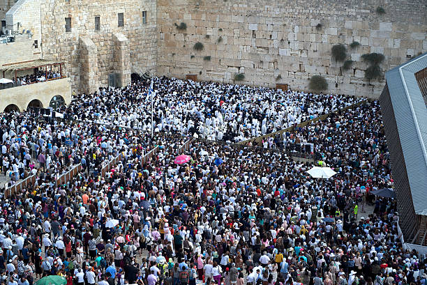 muralha ocidental oração zoom - sasha cohen imagens e fotografias de stock