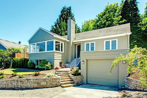 istock House exterior with garage 527877653