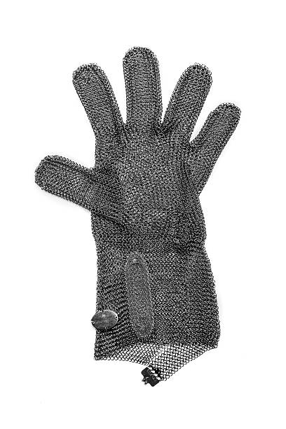 chain mail mesh butchers' glove on white - uitbeenhandschoen stockfoto's en -beelden