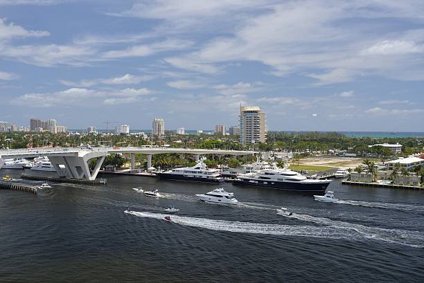 istock Fort Lauaderdal Inlet and Luxury Yachts 527901972