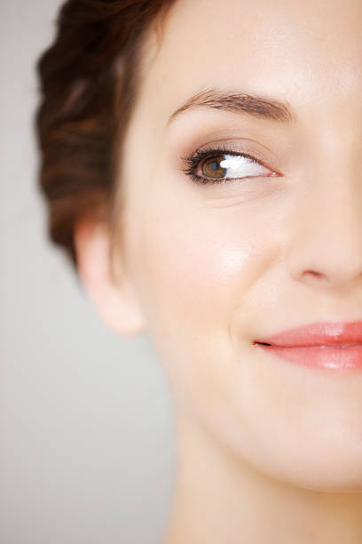 istock Woman in beauty style pose 527960147