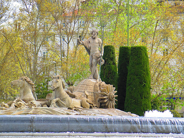 istock Neptune fountain in Madrid 528061586
