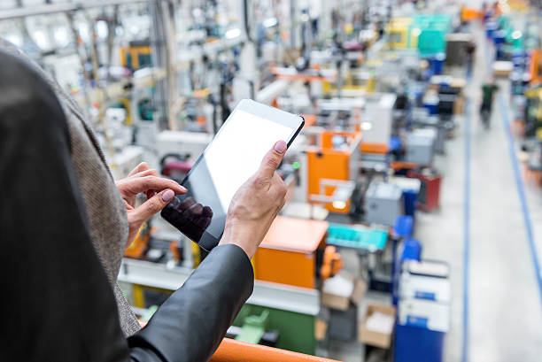 istock On-line orders in futuristic factory 528068934