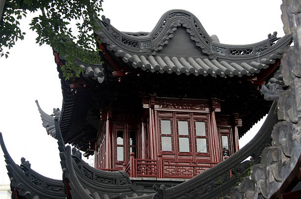 istock Yu Yuan Gardens, Shanghai 528069769