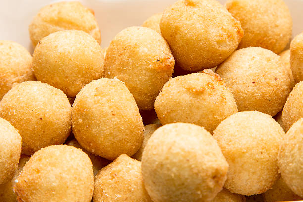 istock Cheese ball - brazilian snack fried 528070772