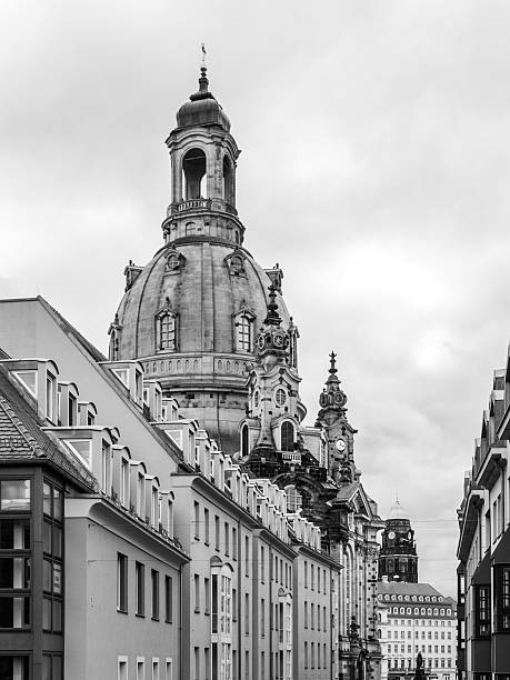 The Dresdner Frauenkirche (\