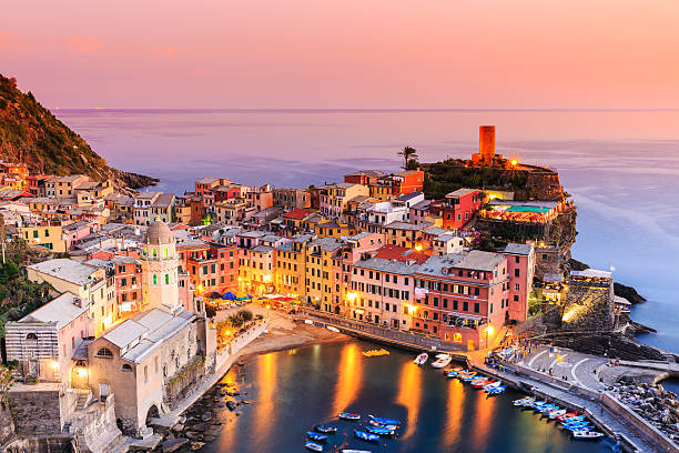 istock Cinque Terre, Liguria Italy 528184673
