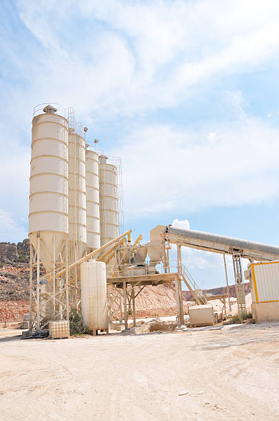 istock Building Roads - Mechanical Plant 528241619