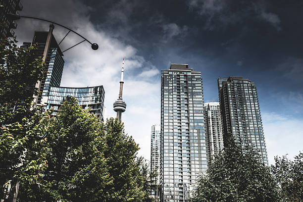istock Toronto Skyline building exterior 528246617