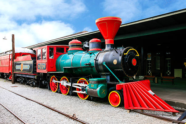 o chattanooga choo-choo locomotiva na antiga estação terminal, tennessee - 1941 imagens e fotografias de stock