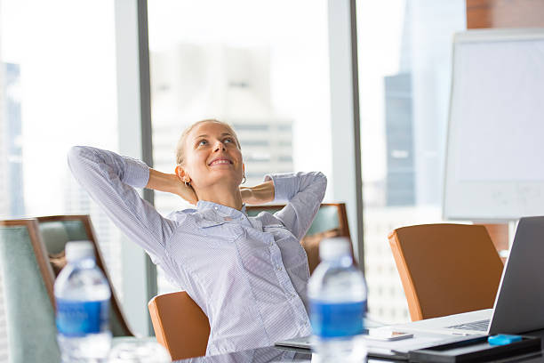 istock Business woman thinking 528311301