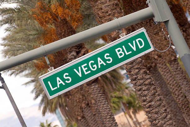 istock Las Vegas Boulevard  Sign 528317155