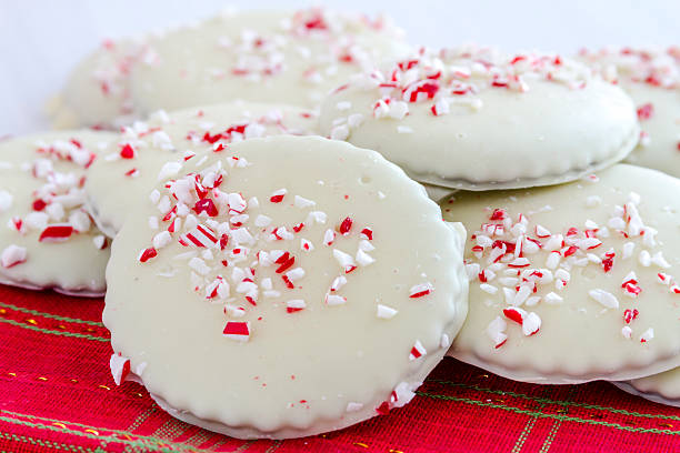 istock Chocolate Peppermint Holiday Cookies 528358581