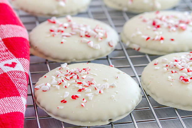 istock Chocolate Peppermint Holiday Cookies 528359095