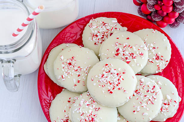 istock Chocolate Peppermint Holiday Cookies 528362263