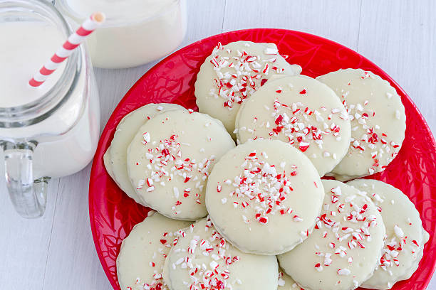 istock Chocolate Peppermint Holiday Cookies 528362265