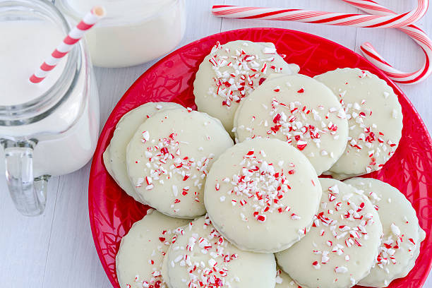 istock Chocolate Peppermint Holiday Cookies 528362299