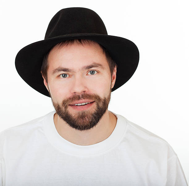istock Man with a beard in the Jewish hat kneych. 528374083